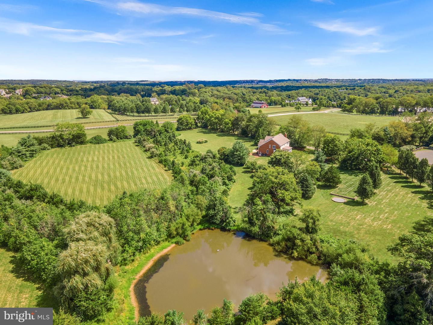 41419 SOUTHPAW PL, LEESBURG, Virginia 20175, 5 Bedrooms Bedrooms, ,5 BathroomsBathrooms,Residential,For sale,41419 SOUTHPAW PL,VALO2114362 MLS # VALO2114362