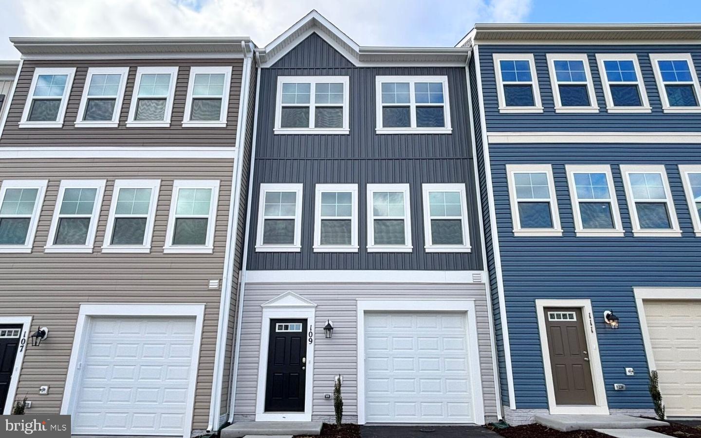 109 GLEDING WAY, STEPHENSON, Virginia 22656, 3 Bedrooms Bedrooms, ,2 BathroomsBathrooms,Residential,For sale,109 GLEDING WAY,VAFV2039144 MLS # VAFV2039144