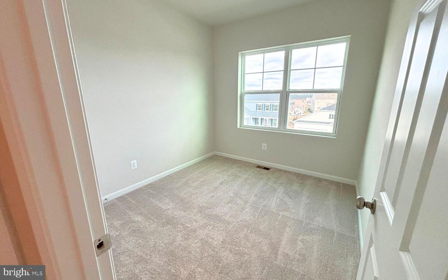 109 GLEDING WAY, STEPHENSON, Virginia 22656, 3 Bedrooms Bedrooms, ,2 BathroomsBathrooms,Residential,For sale,109 GLEDING WAY,VAFV2039144 MLS # VAFV2039144