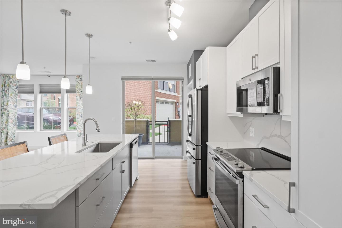 10755 FAIRGROUNDS DR #101, FAIRFAX, Virginia 22030, 2 Bedrooms Bedrooms, ,2 BathroomsBathrooms,Residential,For sale,10755 FAIRGROUNDS DR #101,VAFC2007688 MLS # VAFC2007688