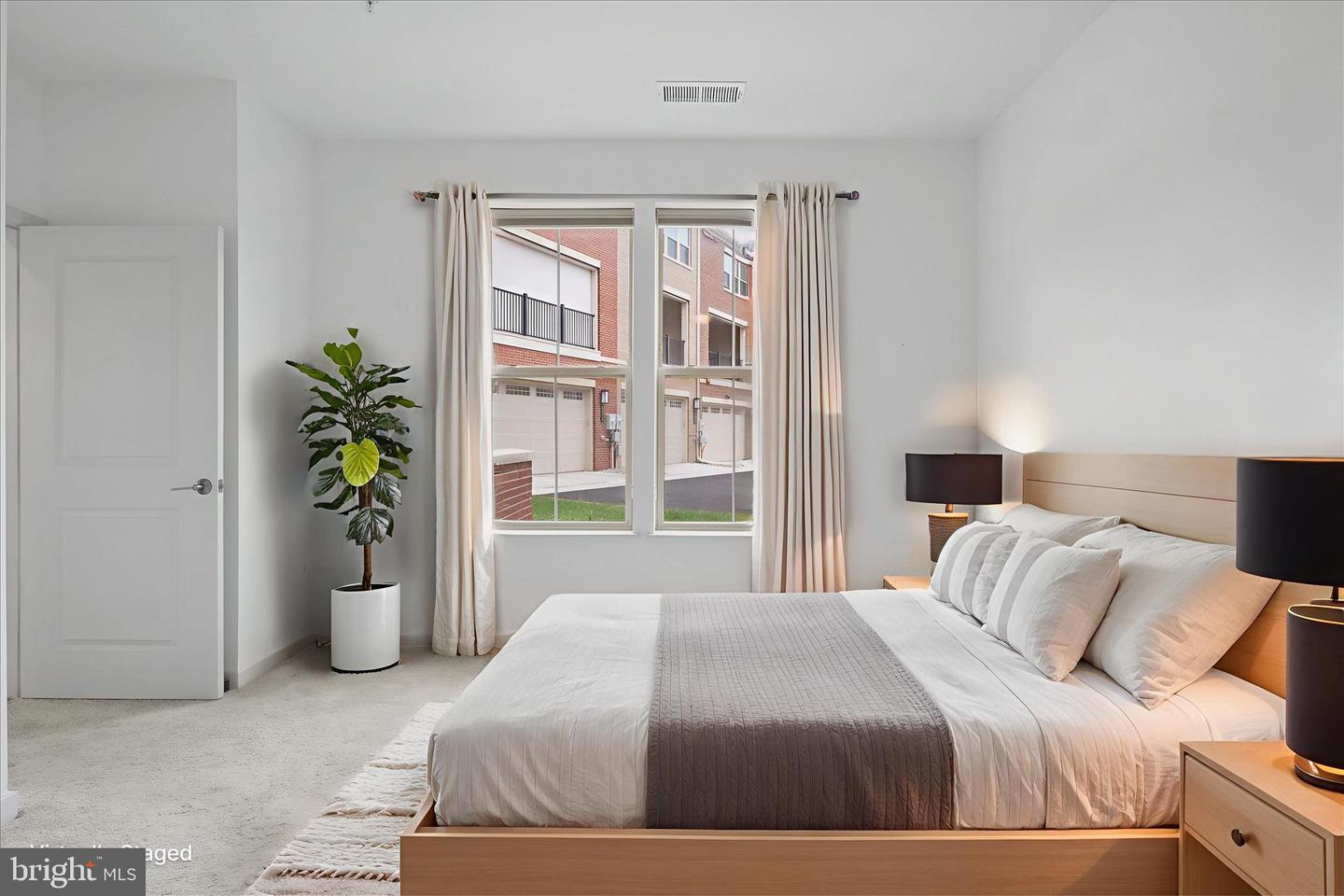 10755 FAIRGROUNDS DR #101, FAIRFAX, Virginia 22030, 2 Bedrooms Bedrooms, ,2 BathroomsBathrooms,Residential,For sale,10755 FAIRGROUNDS DR #101,VAFC2007688 MLS # VAFC2007688