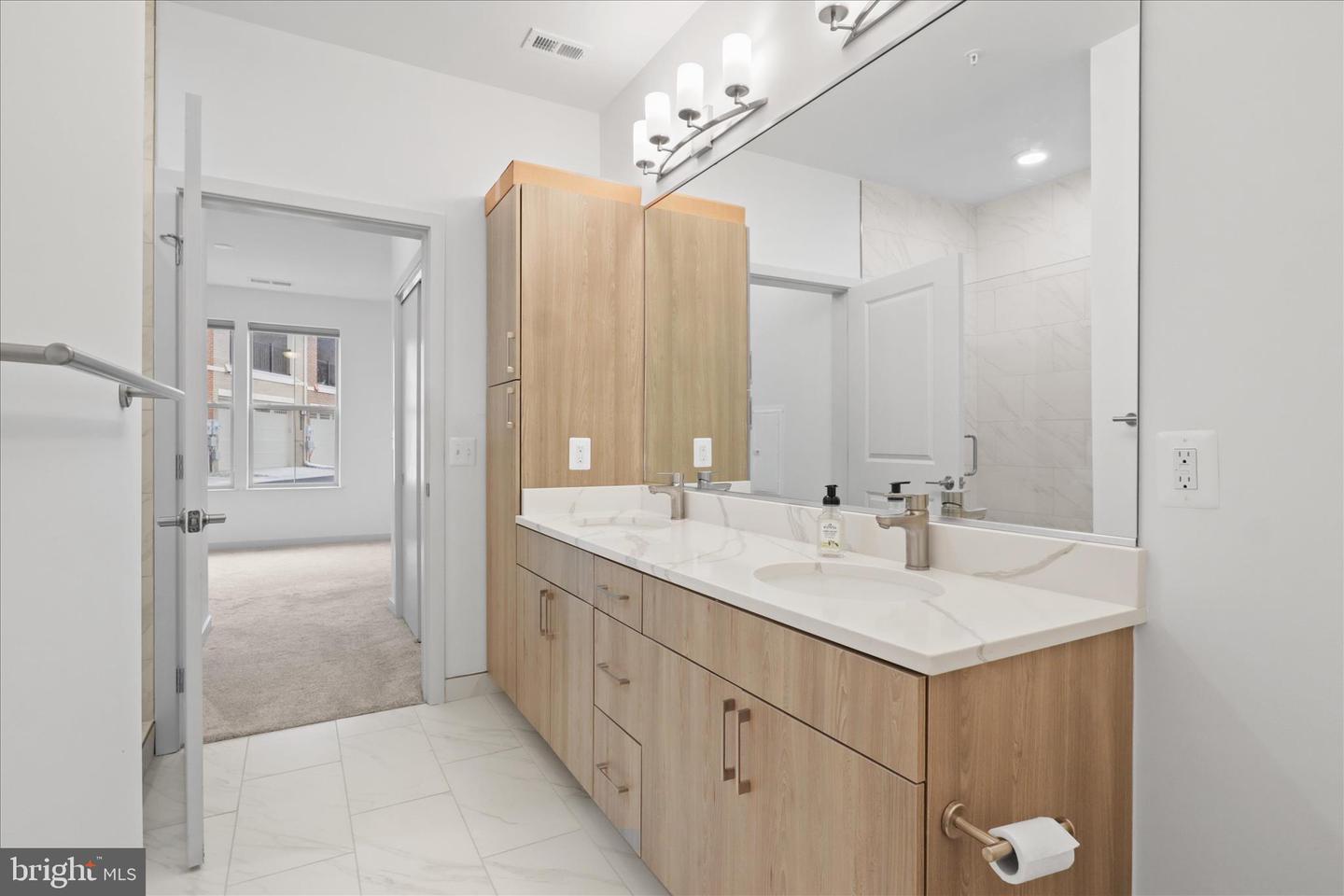 10755 FAIRGROUNDS DR #101, FAIRFAX, Virginia 22030, 2 Bedrooms Bedrooms, ,2 BathroomsBathrooms,Residential,For sale,10755 FAIRGROUNDS DR #101,VAFC2007688 MLS # VAFC2007688