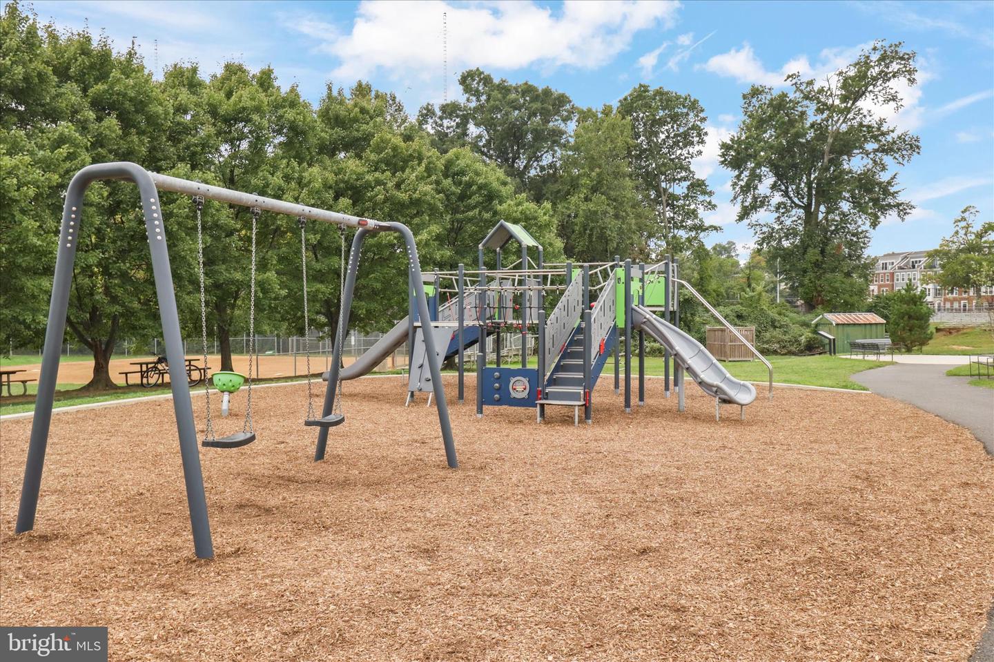 10755 FAIRGROUNDS DR #101, FAIRFAX, Virginia 22030, 2 Bedrooms Bedrooms, ,2 BathroomsBathrooms,Residential,For sale,10755 FAIRGROUNDS DR #101,VAFC2007688 MLS # VAFC2007688