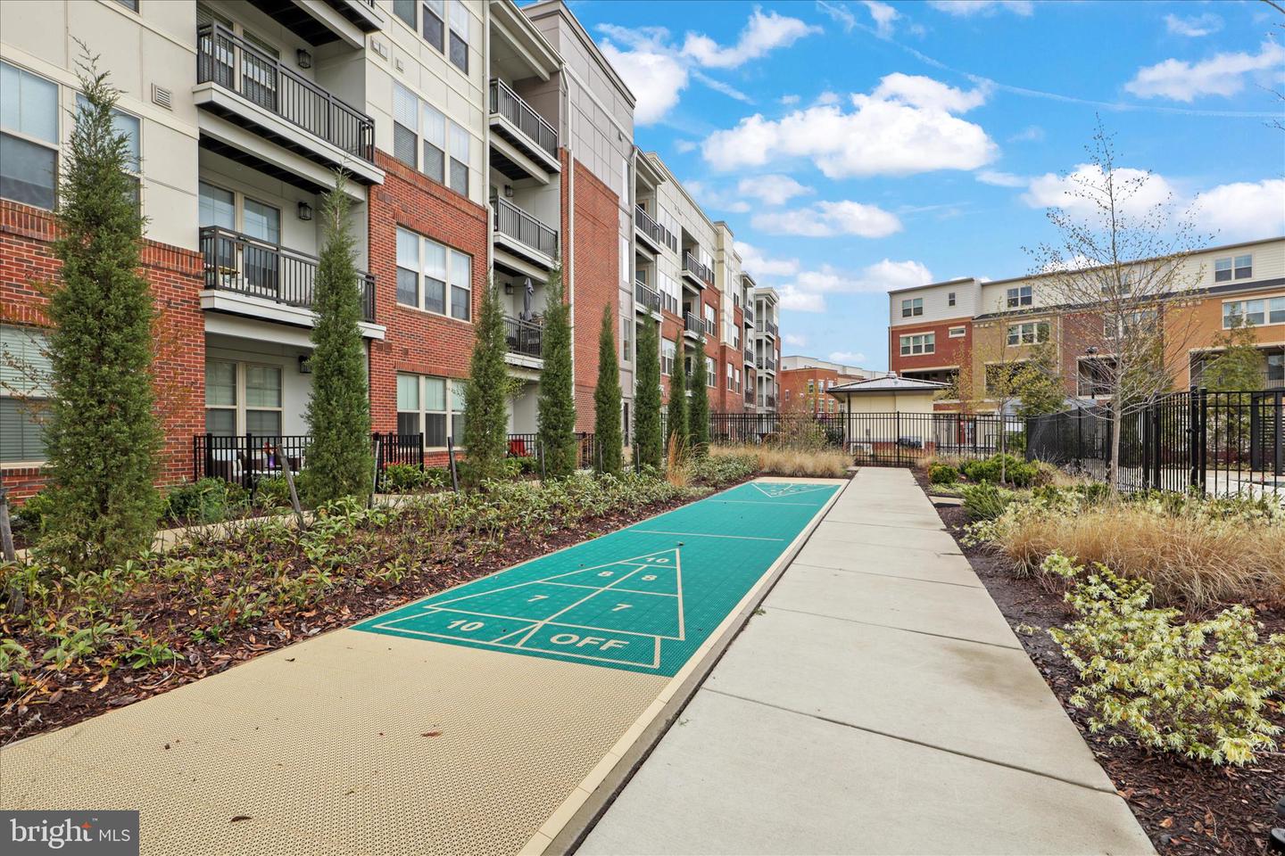 10755 FAIRGROUNDS DR #101, FAIRFAX, Virginia 22030, 2 Bedrooms Bedrooms, ,2 BathroomsBathrooms,Residential,For sale,10755 FAIRGROUNDS DR #101,VAFC2007688 MLS # VAFC2007688