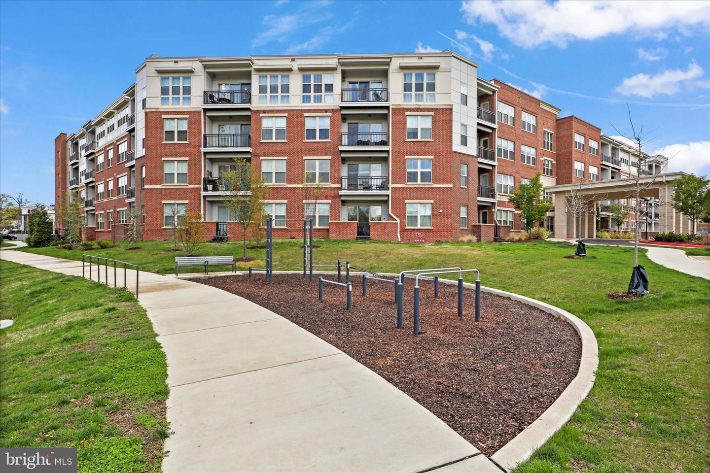 10755 FAIRGROUNDS DR #101, FAIRFAX, Virginia 22030, 2 Bedrooms Bedrooms, ,2 BathroomsBathrooms,Residential,For sale,10755 FAIRGROUNDS DR #101,VAFC2007688 MLS # VAFC2007688