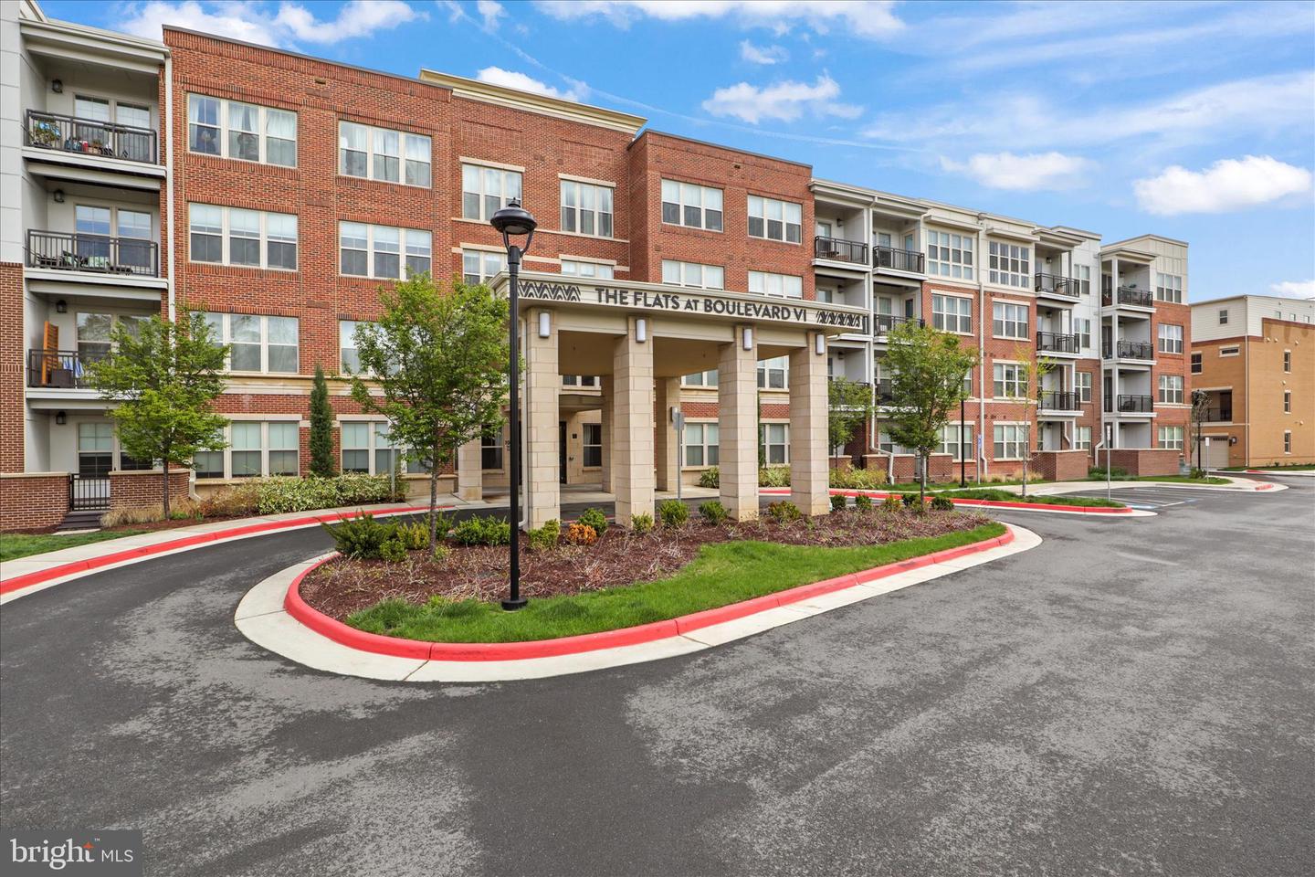 10755 FAIRGROUNDS DR #101, FAIRFAX, Virginia 22030, 2 Bedrooms Bedrooms, ,2 BathroomsBathrooms,Residential,For sale,10755 FAIRGROUNDS DR #101,VAFC2007688 MLS # VAFC2007688