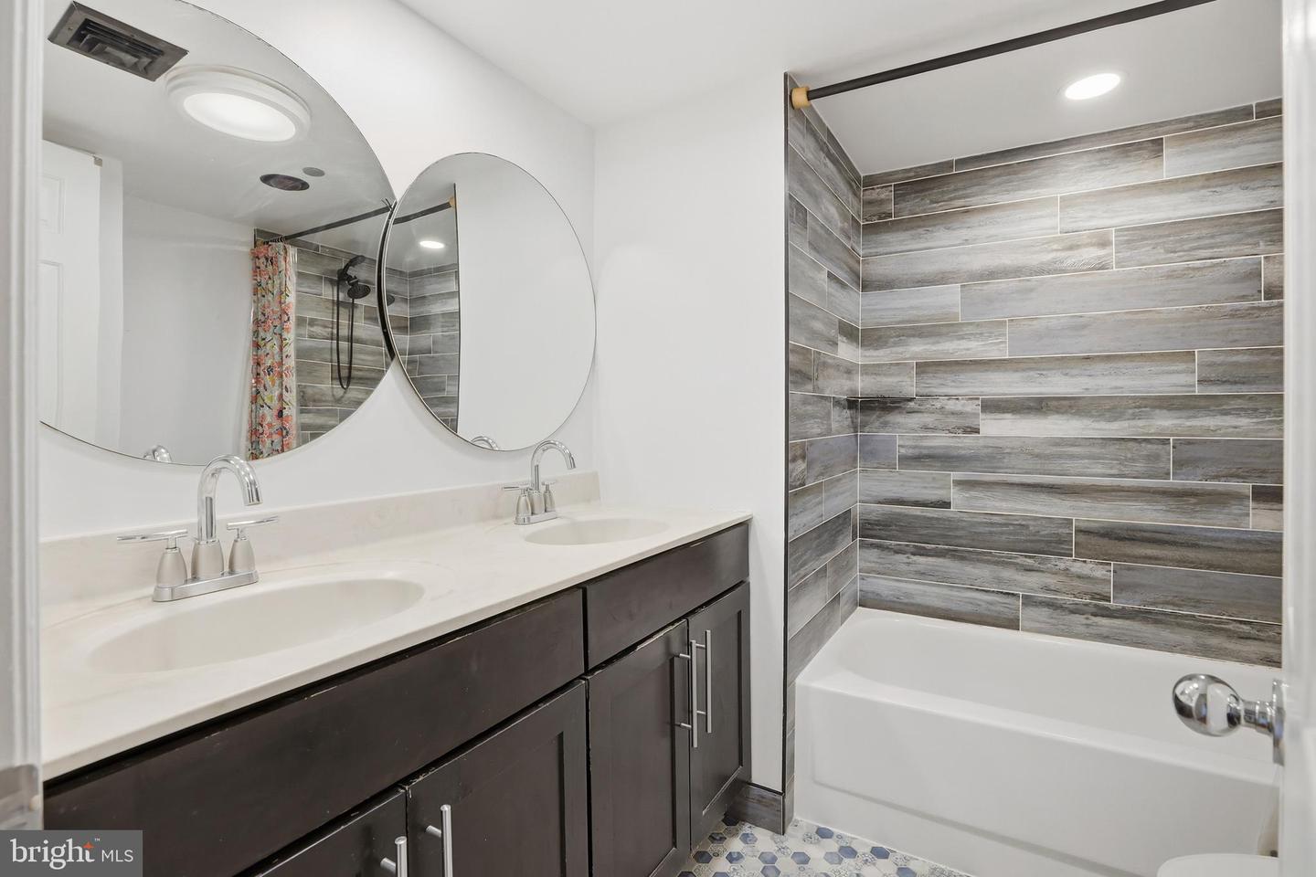 1301 N COURTHOUSE RD N #1804, ARLINGTON, Virginia 22201, 1 Bedroom Bedrooms, ,1 BathroomBathrooms,Residential,For sale,1301 N COURTHOUSE RD N #1804,VAAR2067974 MLS # VAAR2067974