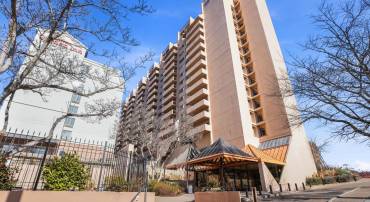 1301 N COURTHOUSE RD N #1804, ARLINGTON, Virginia 22201, 1 Bedroom Bedrooms, ,1 BathroomBathrooms,Residential,For sale,1301 N COURTHOUSE RD N #1804,VAAR2067974 MLS # VAAR2067974