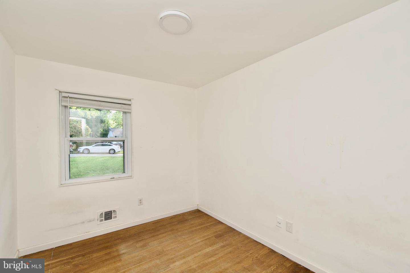 7538 AXTON ST, SPRINGFIELD, Virginia 22151, 4 Bedrooms Bedrooms, ,2 BathroomsBathrooms,Residential,For sale,7538 AXTON ST,VAFX2286936 MLS # VAFX2286936