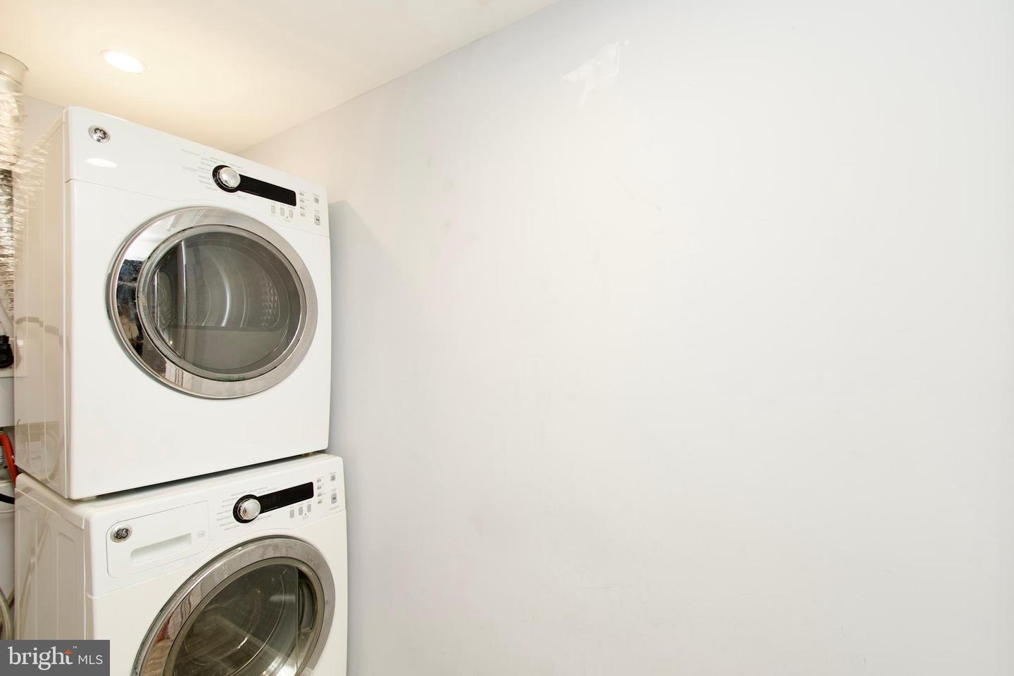 7538 AXTON ST, SPRINGFIELD, Virginia 22151, 4 Bedrooms Bedrooms, ,2 BathroomsBathrooms,Residential,For sale,7538 AXTON ST,VAFX2286936 MLS # VAFX2286936