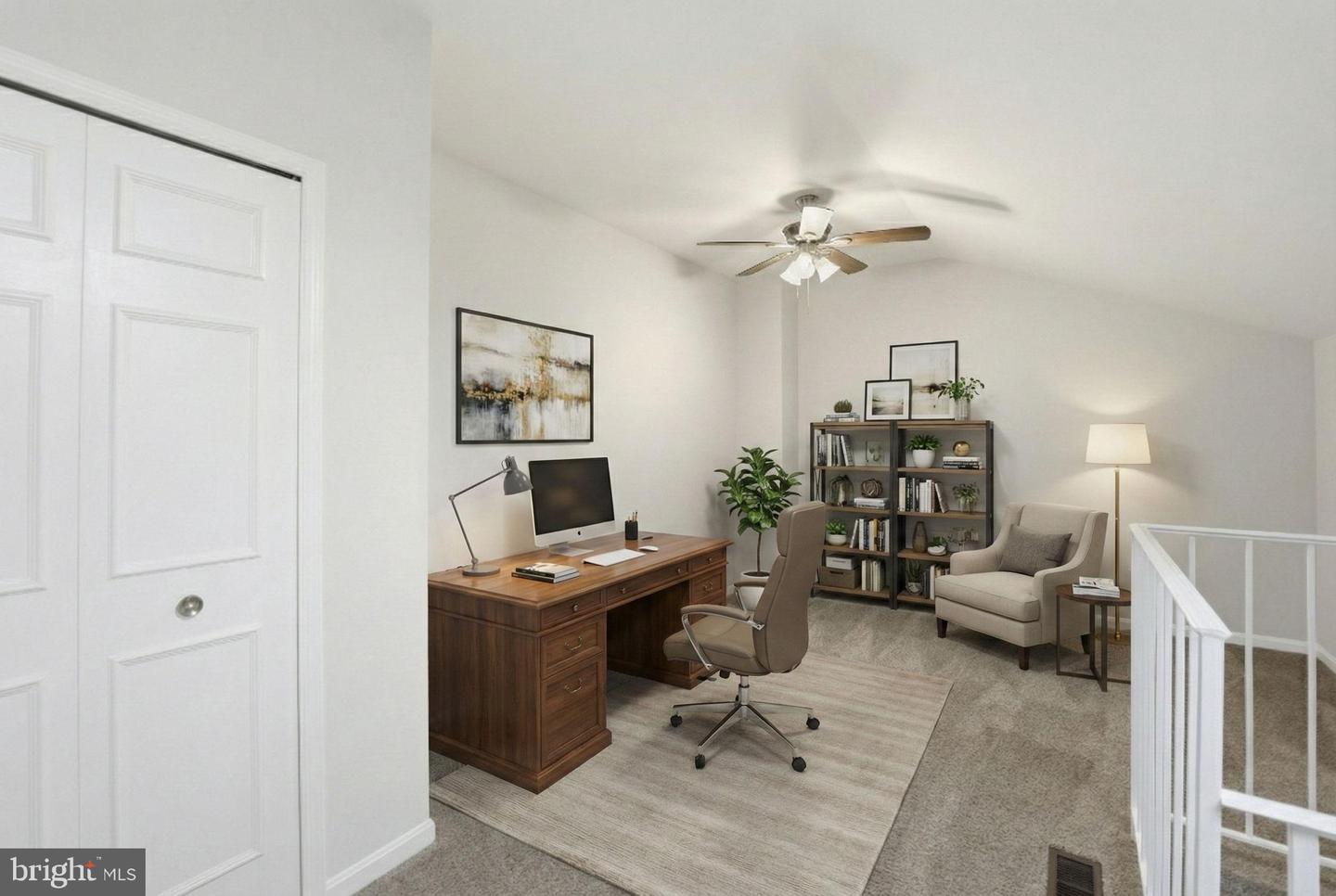 6086 ESSEX HOUSE SQ #B, ALEXANDRIA, Virginia 22310, 2 Bedrooms Bedrooms, ,1 BathroomBathrooms,Residential,For sale,6086 ESSEX HOUSE SQ #B,VAFX2286942 MLS # VAFX2286942