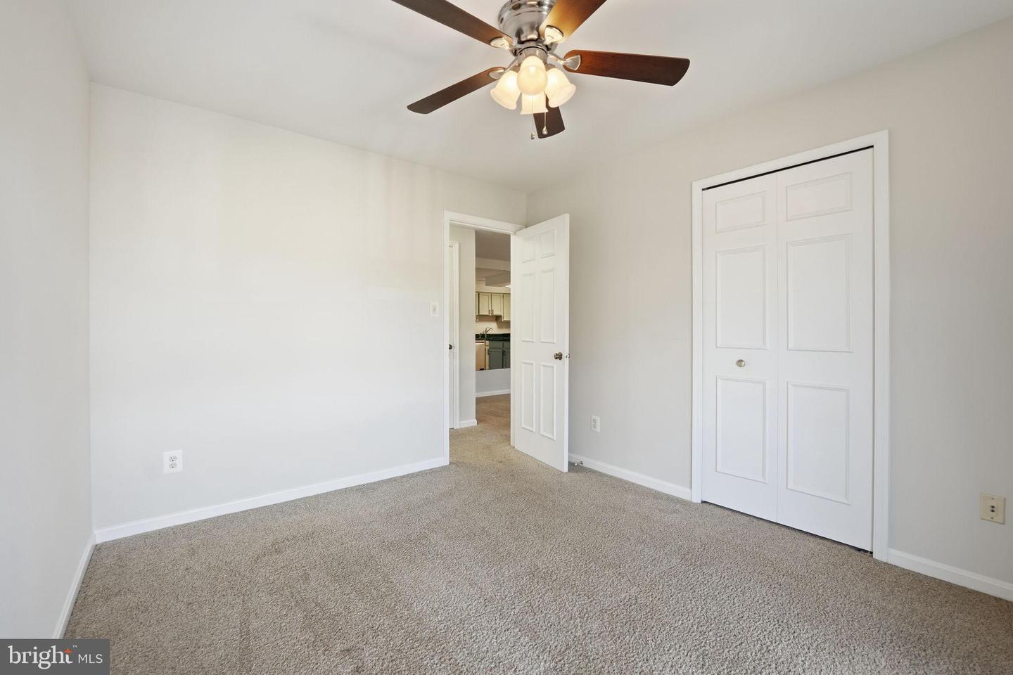 6086 ESSEX HOUSE SQ #B, ALEXANDRIA, Virginia 22310, 2 Bedrooms Bedrooms, ,1 BathroomBathrooms,Residential,For sale,6086 ESSEX HOUSE SQ #B,VAFX2286942 MLS # VAFX2286942