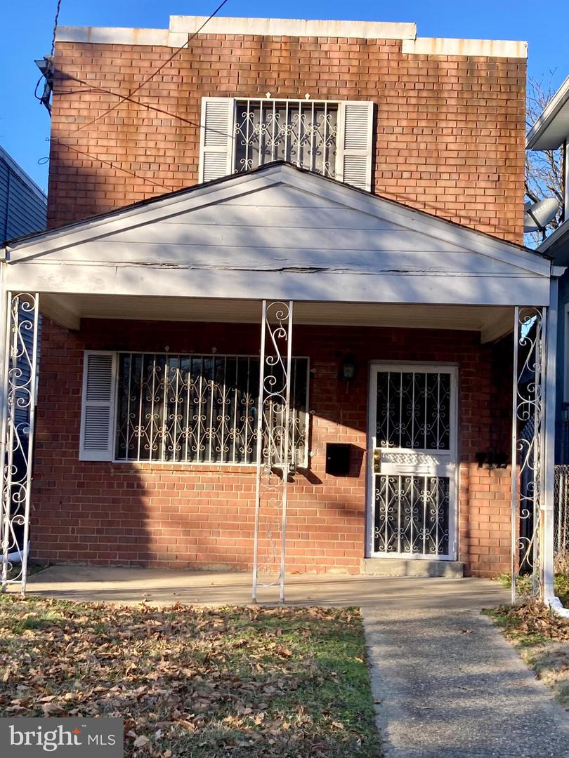 712 ALABAMA AVE SE, WASHINGTON, District Of Columbia 20032, 3 Bedrooms Bedrooms, ,2 BathroomsBathrooms,Residential,For sale,712 ALABAMA AVE SE,DCDC2242698 MLS # DCDC2242698