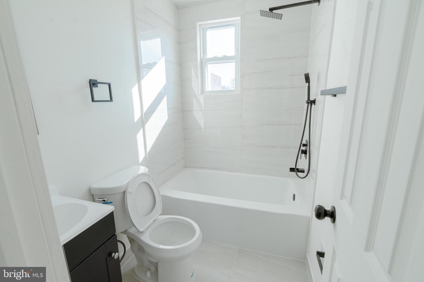 413 KENNEDY ST NE, WASHINGTON, District Of Columbia 20011, 5 Bedrooms Bedrooms, ,2 BathroomsBathrooms,Residential,For sale,413 KENNEDY ST NE,DCDC2242720 MLS # DCDC2242720