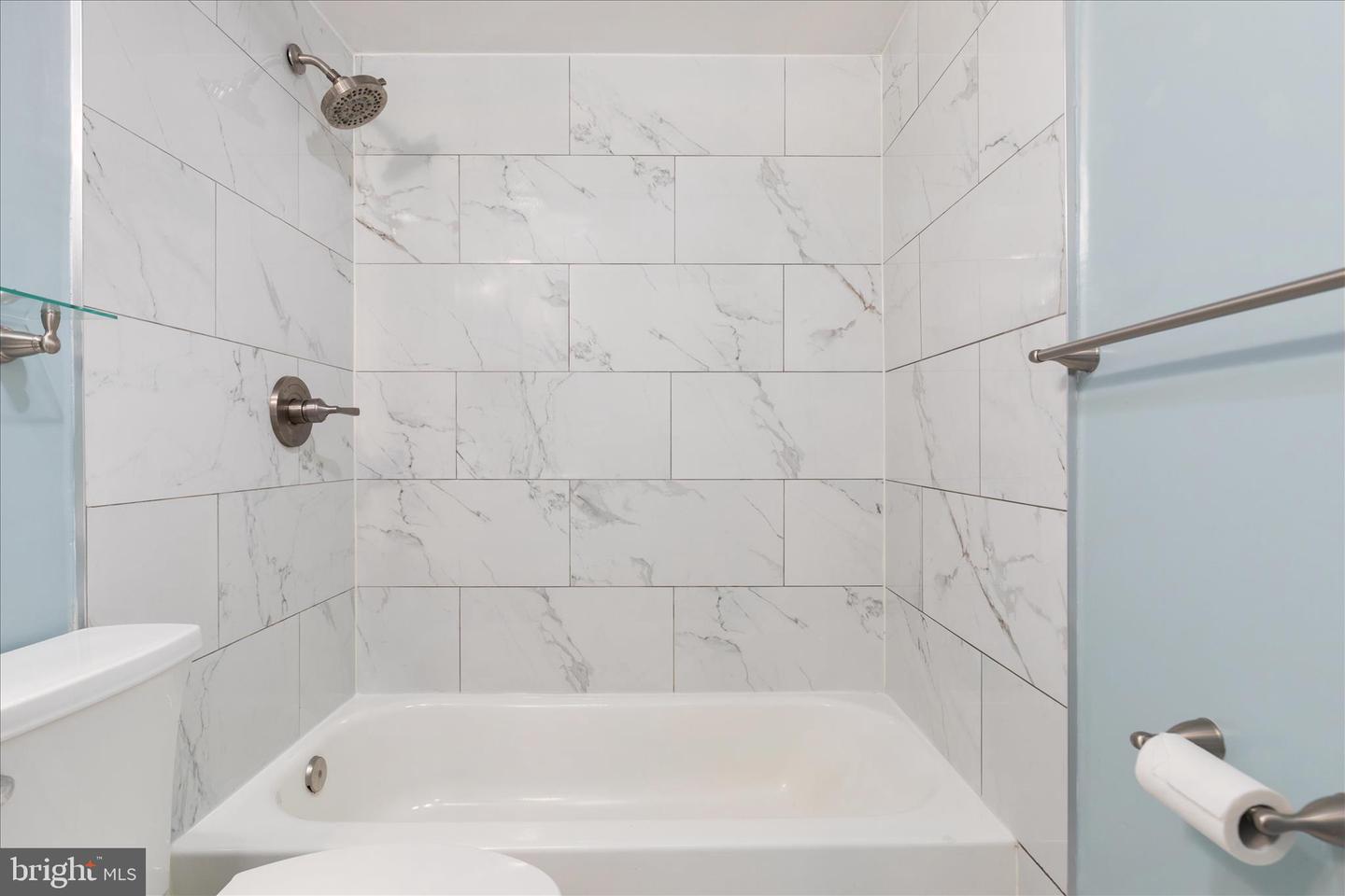 9710 KINGSBRIDGE DR #104, FAIRFAX, Virginia 22031, 1 Bedroom Bedrooms, 4 Rooms Rooms,1 BathroomBathrooms,Residential,For sale,9710 KINGSBRIDGE DR #104,VAFX2286978 MLS # VAFX2286978