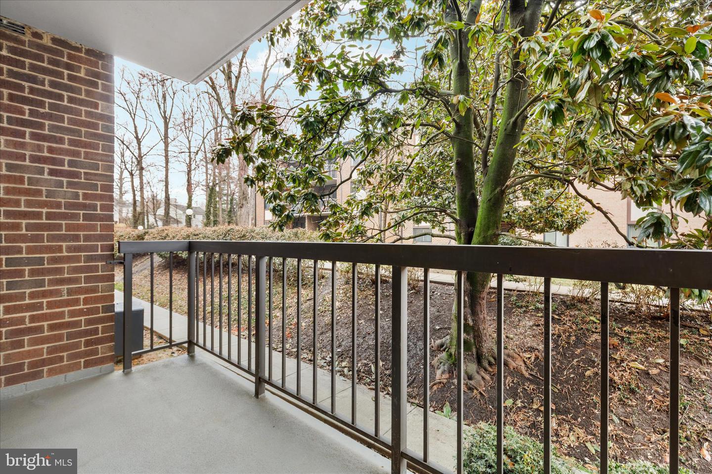 9710 KINGSBRIDGE DR #104, FAIRFAX, Virginia 22031, 1 Bedroom Bedrooms, 4 Rooms Rooms,1 BathroomBathrooms,Residential,For sale,9710 KINGSBRIDGE DR #104,VAFX2286978 MLS # VAFX2286978