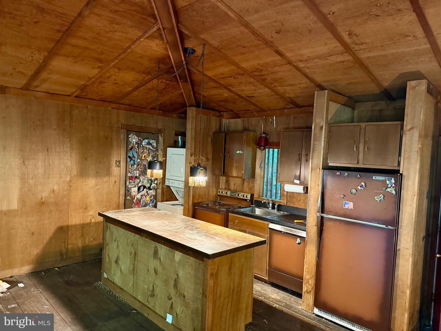 1003 GELSTON CIR, MCLEAN, Virginia 22102, ,1 BathroomBathrooms,Residential,For sale,1003 GELSTON CIR,VAFX2265136 MLS # VAFX2265136