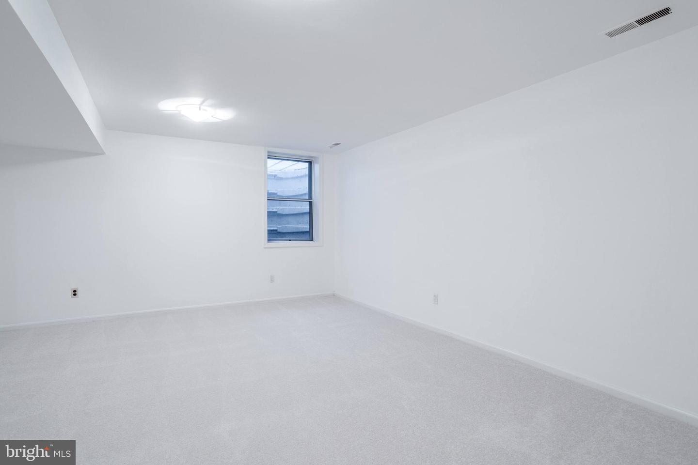 8623 PAPPAS WAY, ANNANDALE, Virginia 22003, 4 Bedrooms Bedrooms, ,2 BathroomsBathrooms,Residential,For sale,8623 PAPPAS WAY,VAFX2269806 MLS # VAFX2269806