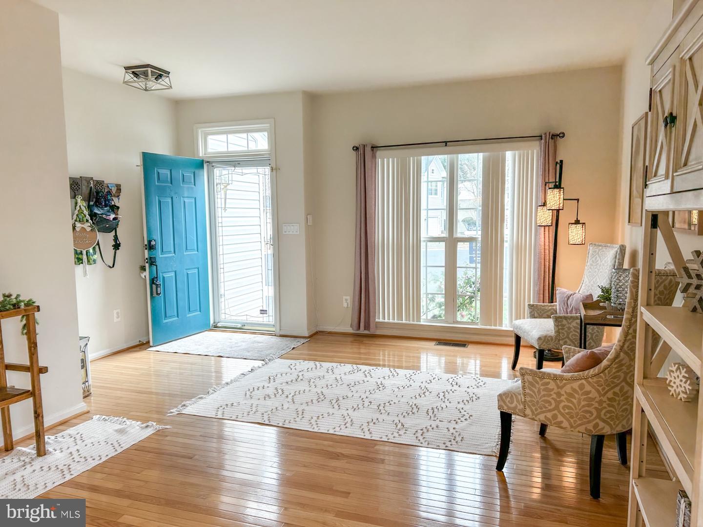 9353 COUGAR CT, MANASSAS PARK, Virginia 20111, 5 Bedrooms Bedrooms, ,3 BathroomsBathrooms,Residential,For sale,9353 COUGAR CT,VAMP2003486 MLS # VAMP2003486