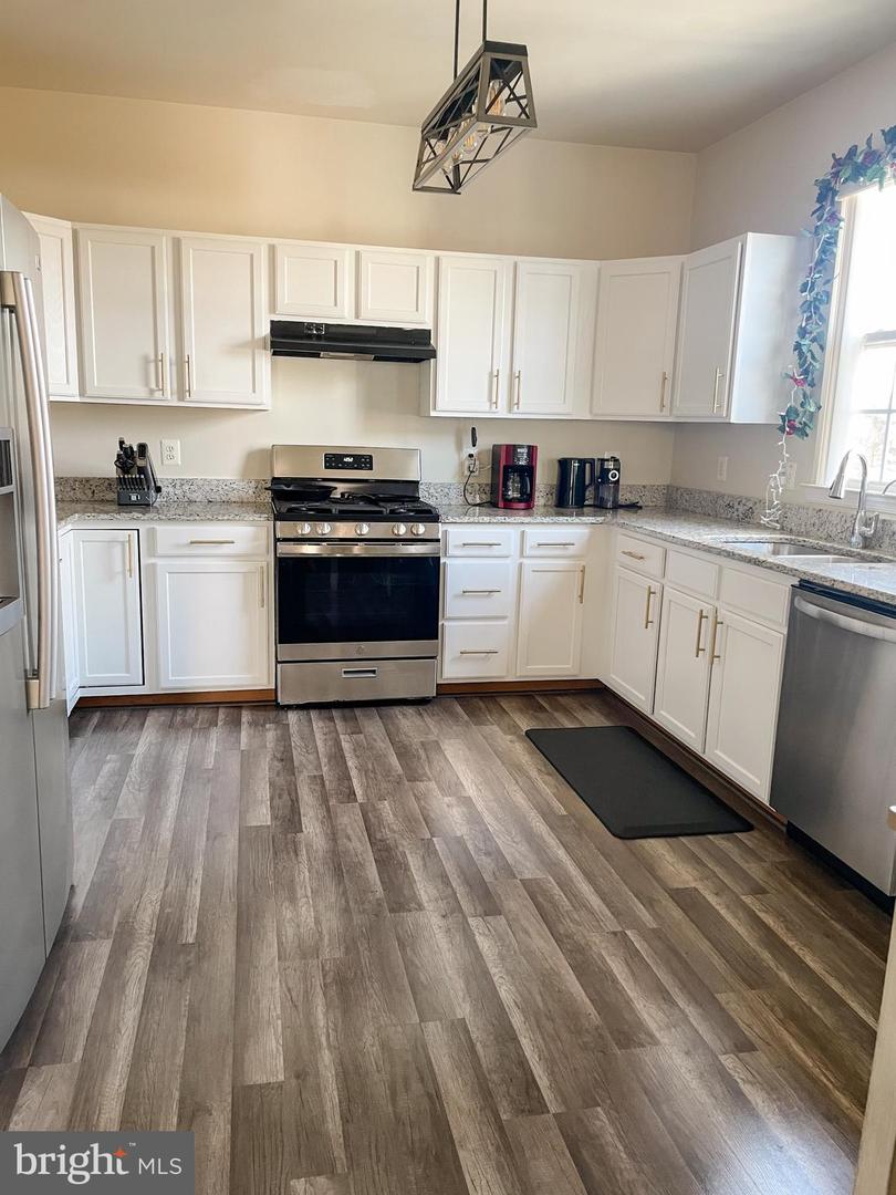 9353 COUGAR CT, MANASSAS PARK, Virginia 20111, 5 Bedrooms Bedrooms, ,3 BathroomsBathrooms,Residential,For sale,9353 COUGAR CT,VAMP2003486 MLS # VAMP2003486