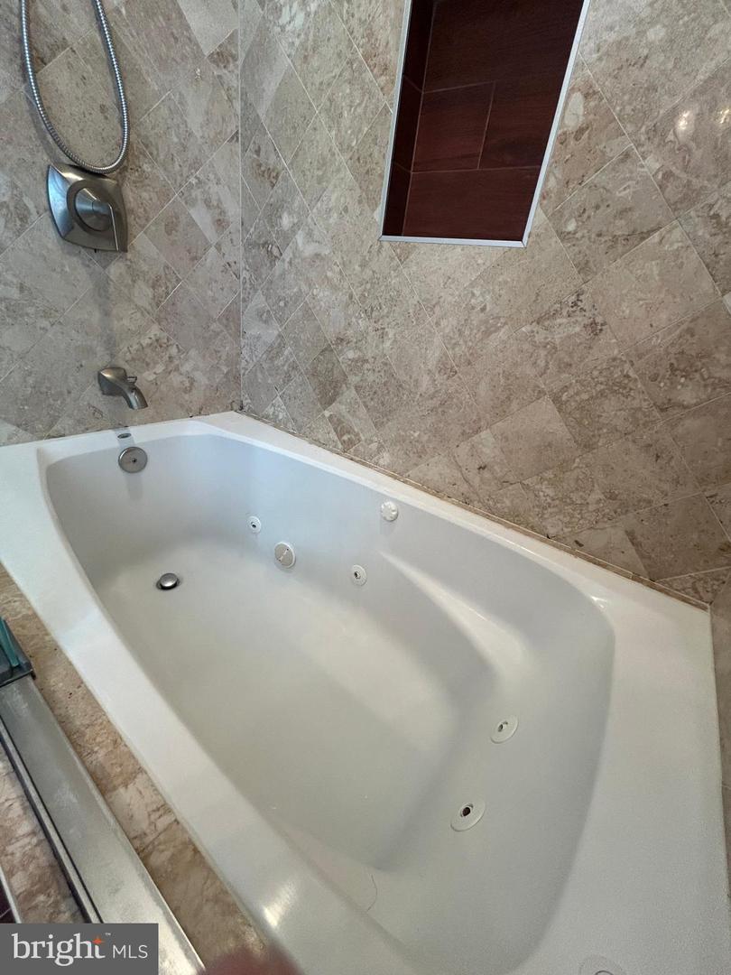 8014 STEADMAN ST, ALEXANDRIA, Virginia 22309, 7 Bedrooms Bedrooms, 7 Rooms Rooms,3 BathroomsBathrooms,Residential,For sale,8014 STEADMAN ST,VAFX2279476 MLS # VAFX2279476