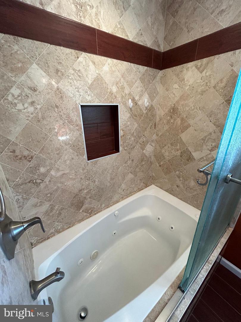 8014 STEADMAN ST, ALEXANDRIA, Virginia 22309, 7 Bedrooms Bedrooms, 7 Rooms Rooms,3 BathroomsBathrooms,Residential,For sale,8014 STEADMAN ST,VAFX2279476 MLS # VAFX2279476