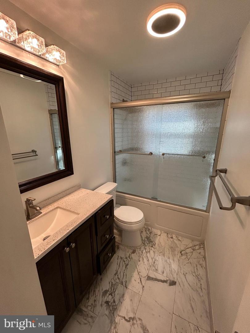 8014 STEADMAN ST, ALEXANDRIA, Virginia 22309, 7 Bedrooms Bedrooms, 7 Rooms Rooms,3 BathroomsBathrooms,Residential,For sale,8014 STEADMAN ST,VAFX2279476 MLS # VAFX2279476