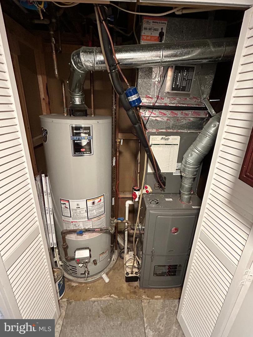 8014 STEADMAN ST, ALEXANDRIA, Virginia 22309, 7 Bedrooms Bedrooms, 7 Rooms Rooms,3 BathroomsBathrooms,Residential,For sale,8014 STEADMAN ST,VAFX2279476 MLS # VAFX2279476