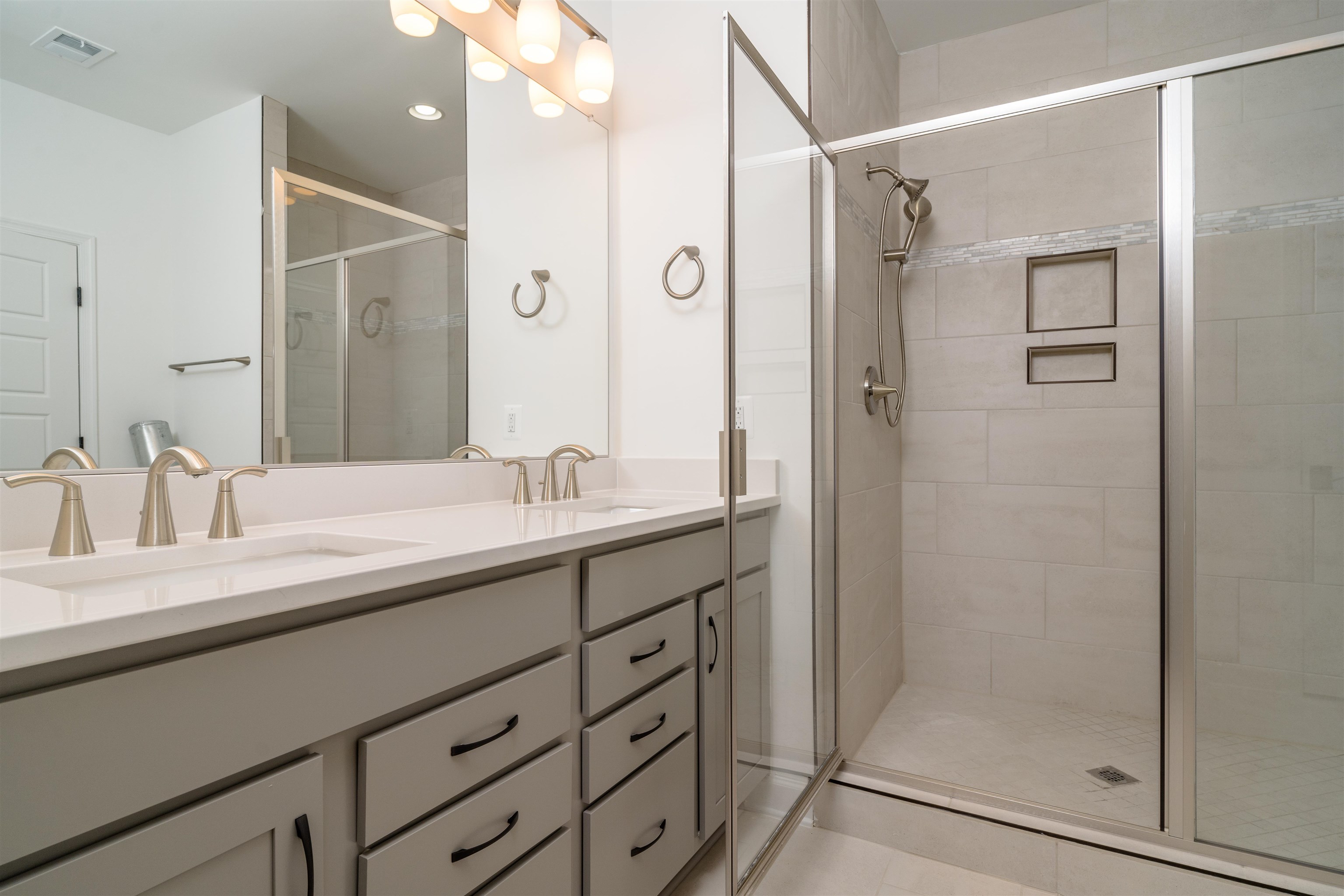 690 OVERBROOK DR, MCGAHEYSVILLE, Virginia 22840, 3 Bedrooms Bedrooms, ,3 BathroomsBathrooms,Residential,690 Rocky Top Drive** Overbrook - Harrison Floor ,690 OVERBROOK DR,672669 MLS # 672669 690 OVERBROOK DR, MCGAHEYSVILLE, Virginia 22840, 3 Bedrooms Bedrooms, ,3 BathroomsBathrooms,Residential,690 Rocky Top Drive** Overbrook - Harrison Floor ,690 OVERBROOK DR,672669 MLS # 672669