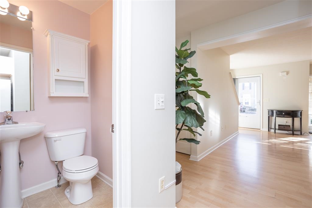 675 STONEWALL DR, HARRISONBURG, Virginia 22801, 2 Bedrooms Bedrooms, ,1 BathroomBathrooms,Residential,675 STONEWALL DR,672698 MLS # 672698 675 STONEWALL DR, HARRISONBURG, Virginia 22801, 2 Bedrooms Bedrooms, ,1 BathroomBathrooms,Residential,675 STONEWALL DR,672698 MLS # 672698