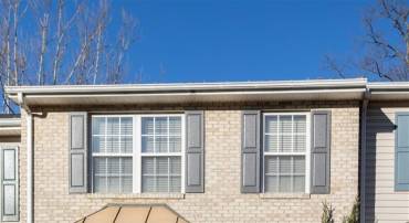 675 STONEWALL DR, HARRISONBURG, Virginia 22801, 2 Bedrooms Bedrooms, ,1 BathroomBathrooms,Residential,675 STONEWALL DR,672698 MLS # 672698