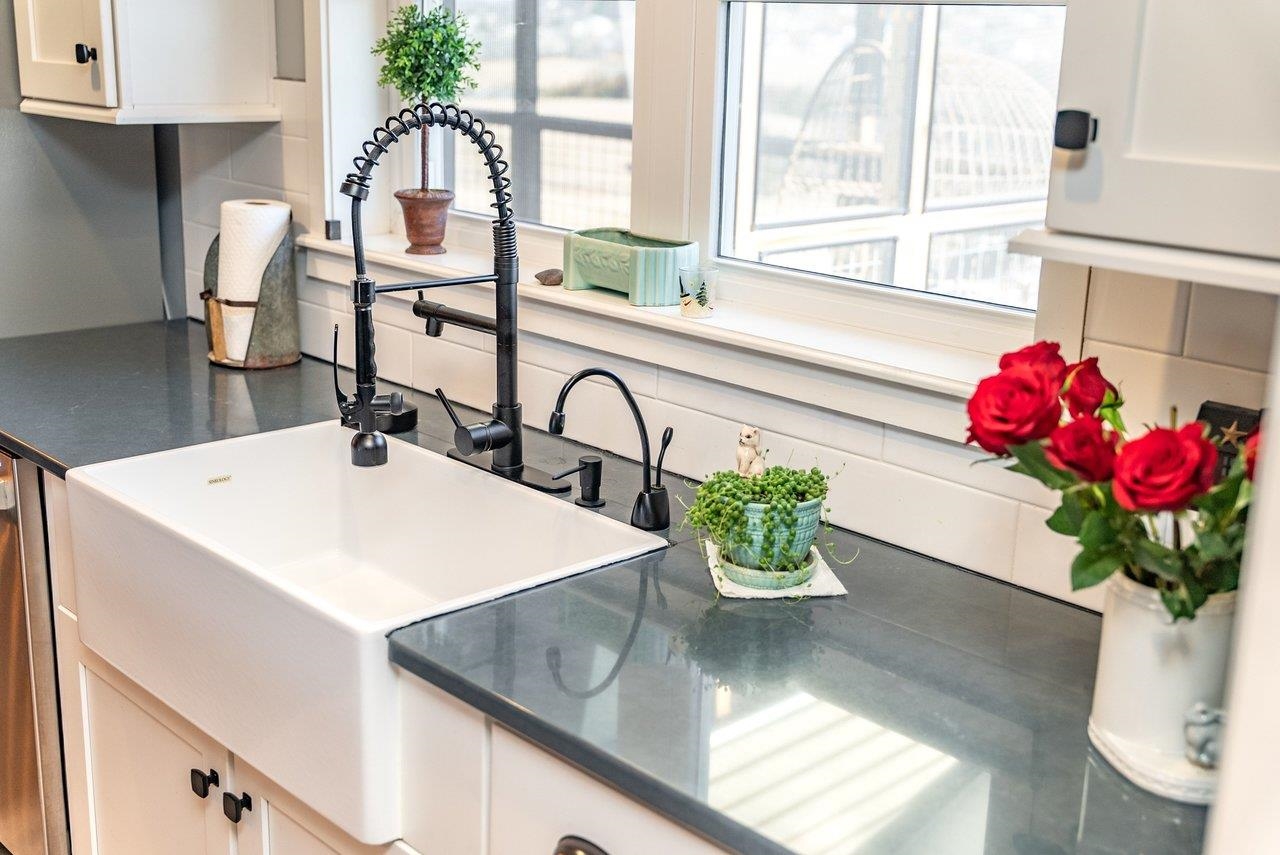 10716 HARPINE HWY, BROADWAY, Virginia 22815, 4 Bedrooms Bedrooms, ,3 BathroomsBathrooms,Residential,Spectacular View Estate on 13.632 Acres,10716 HARPINE HWY,672700 MLS # 672700