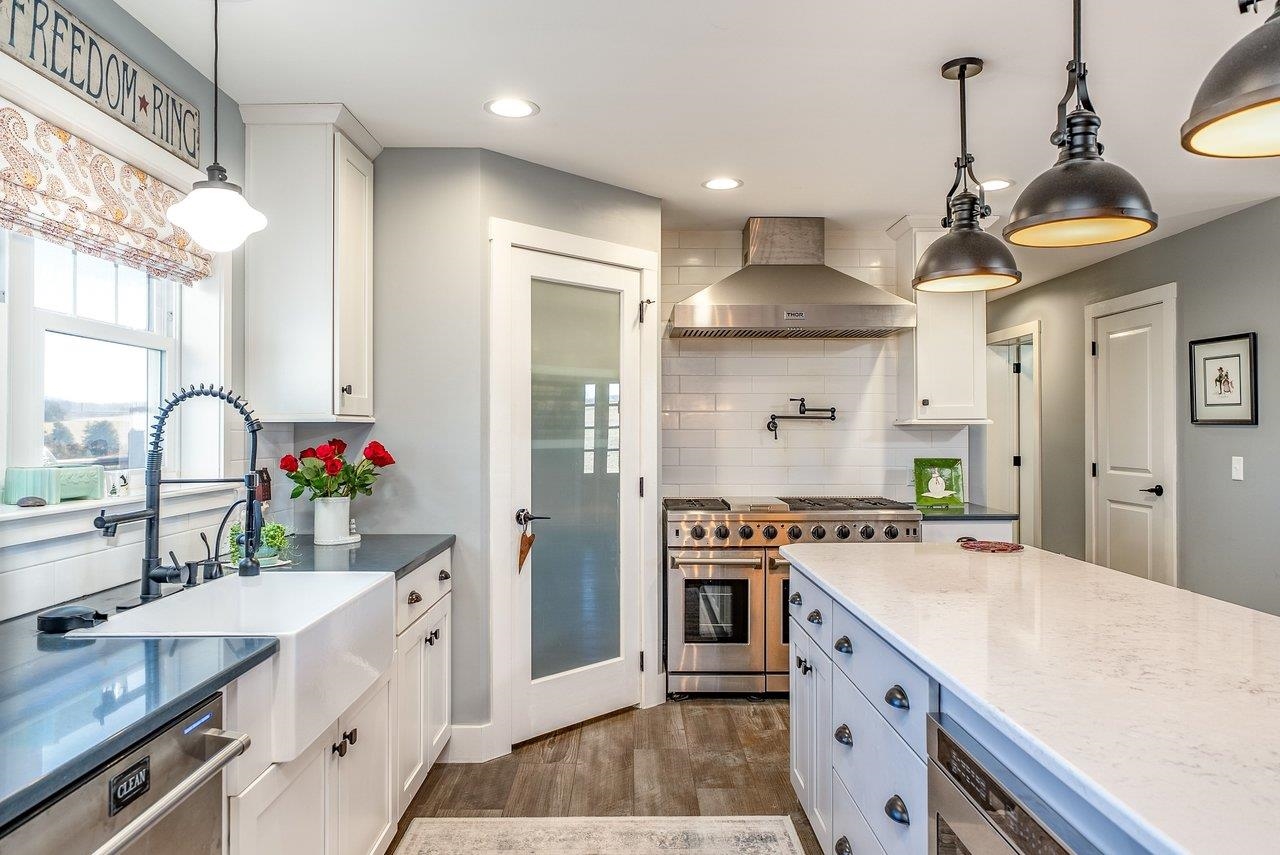 10716 HARPINE HWY, BROADWAY, Virginia 22815, 4 Bedrooms Bedrooms, ,3 BathroomsBathrooms,Residential,Spectacular View Estate on 13.632 Acres,10716 HARPINE HWY,672700 MLS # 672700