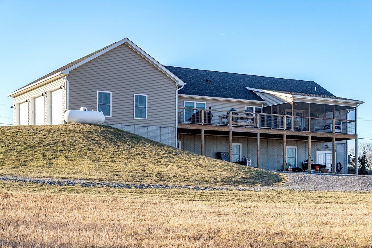 10716 HARPINE HWY, BROADWAY, Virginia 22815, 4 Bedrooms Bedrooms, ,3 BathroomsBathrooms,Residential,Spectacular View Estate on 13.632 Acres,10716 HARPINE HWY,672700 MLS # 672700