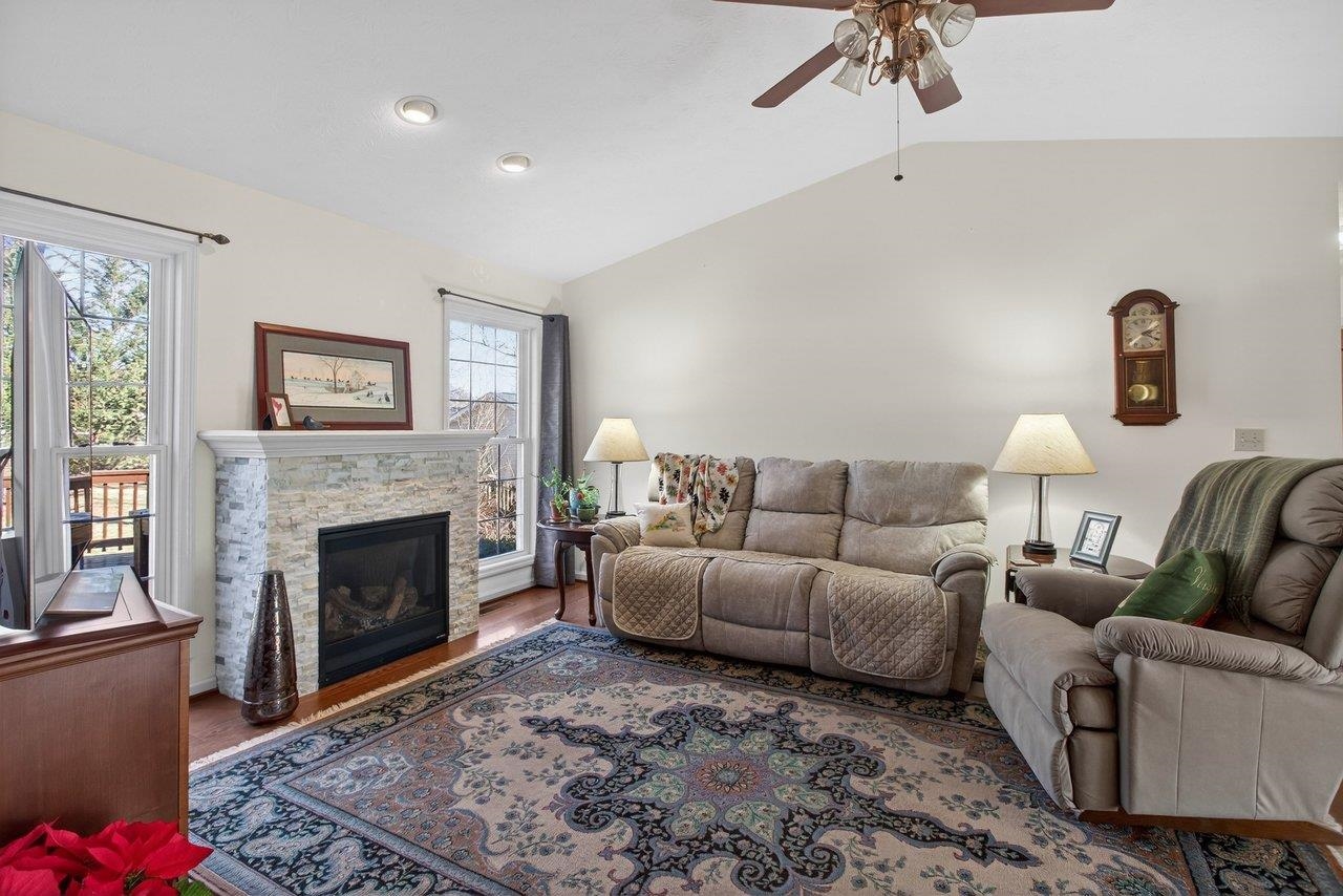 1716 EVERGREEN DR, HARRISONBURG, Virginia 22801, 3 Bedrooms Bedrooms, ,2 BathroomsBathrooms,Residential,1716 EVERGREEN DR,672704 MLS # 672704