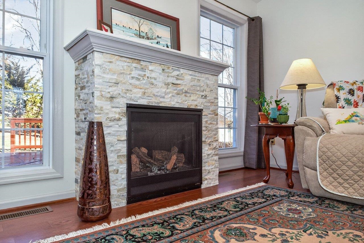 1716 EVERGREEN DR, HARRISONBURG, Virginia 22801, 3 Bedrooms Bedrooms, ,2 BathroomsBathrooms,Residential,1716 EVERGREEN DR,672704 MLS # 672704