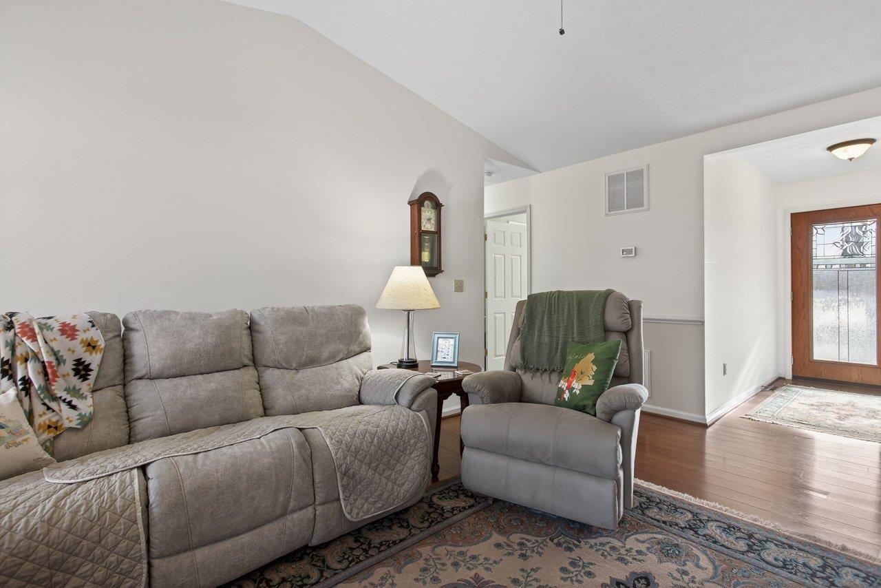 1716 EVERGREEN DR, HARRISONBURG, Virginia 22801, 3 Bedrooms Bedrooms, ,2 BathroomsBathrooms,Residential,1716 EVERGREEN DR,672704 MLS # 672704