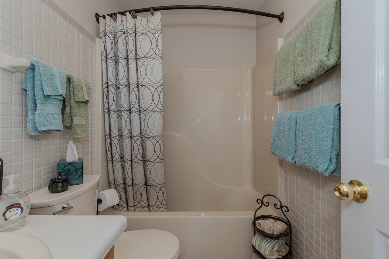 1716 EVERGREEN DR, HARRISONBURG, Virginia 22801, 3 Bedrooms Bedrooms, ,2 BathroomsBathrooms,Residential,1716 EVERGREEN DR,672704 MLS # 672704