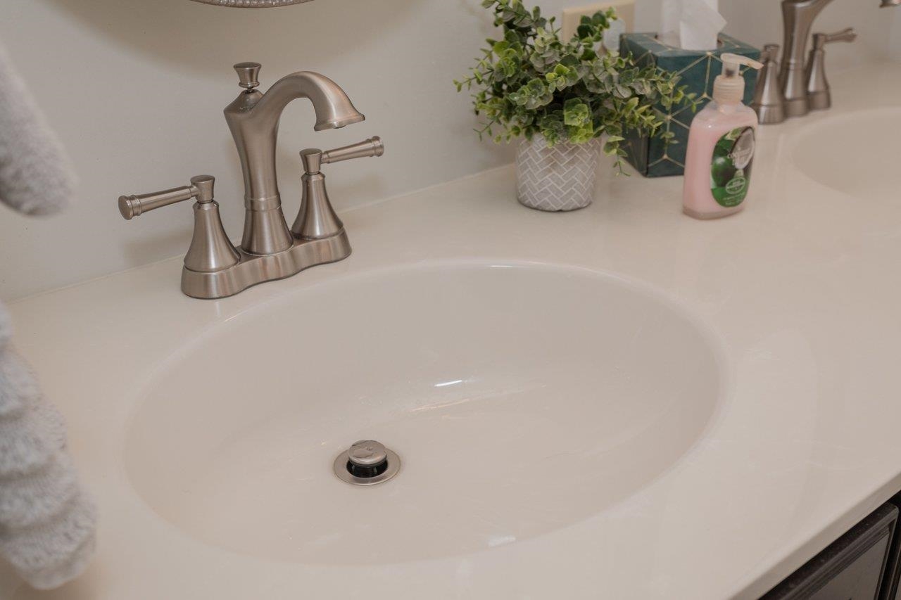 1716 EVERGREEN DR, HARRISONBURG, Virginia 22801, 3 Bedrooms Bedrooms, ,2 BathroomsBathrooms,Residential,1716 EVERGREEN DR,672704 MLS # 672704