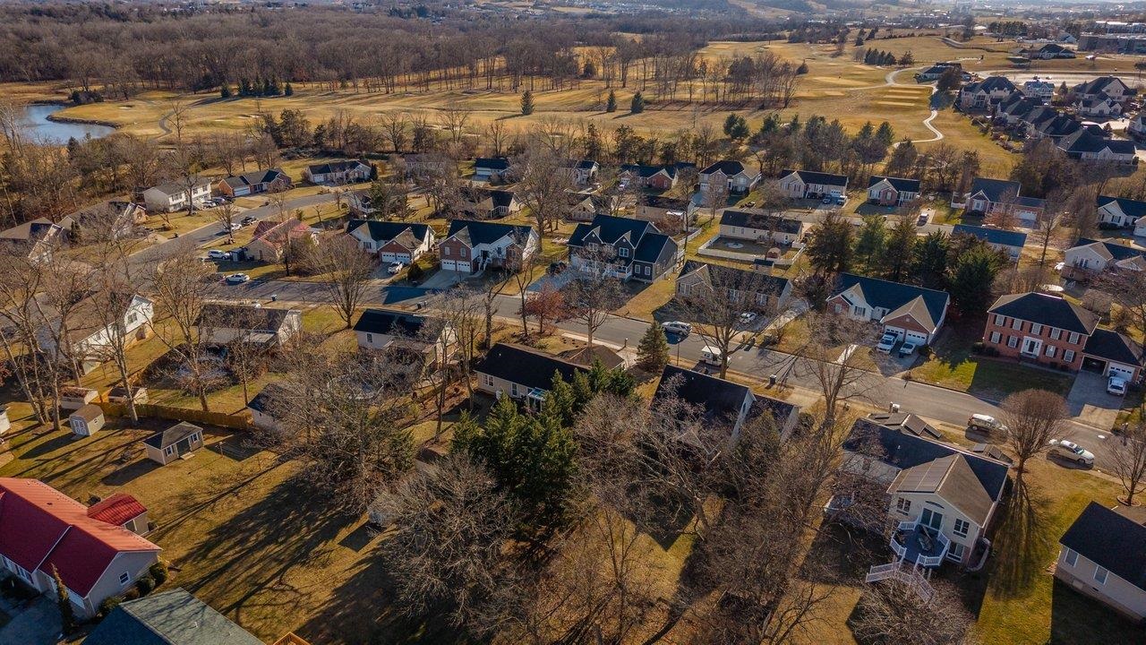 1716 EVERGREEN DR, HARRISONBURG, Virginia 22801, 3 Bedrooms Bedrooms, ,2 BathroomsBathrooms,Residential,1716 EVERGREEN DR,672704 MLS # 672704