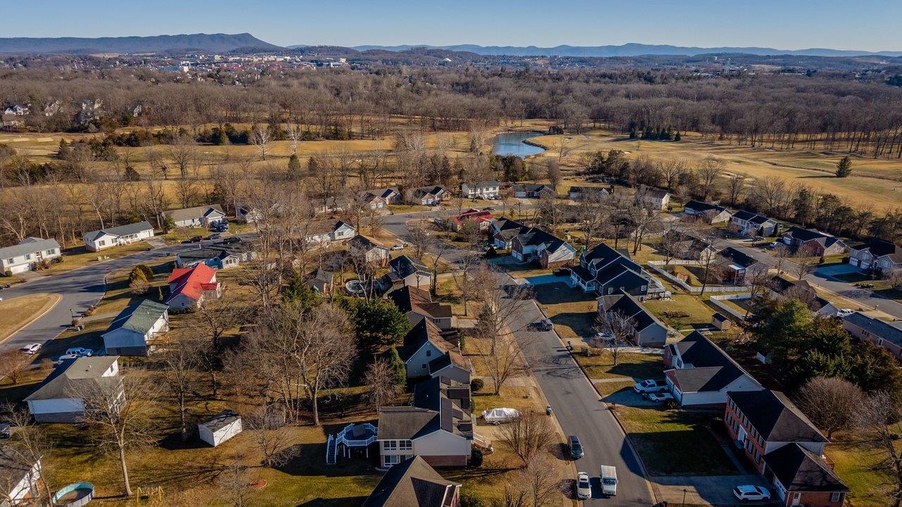 1716 EVERGREEN DR, HARRISONBURG, Virginia 22801, 3 Bedrooms Bedrooms, ,2 BathroomsBathrooms,Residential,1716 EVERGREEN DR,672704 MLS # 672704