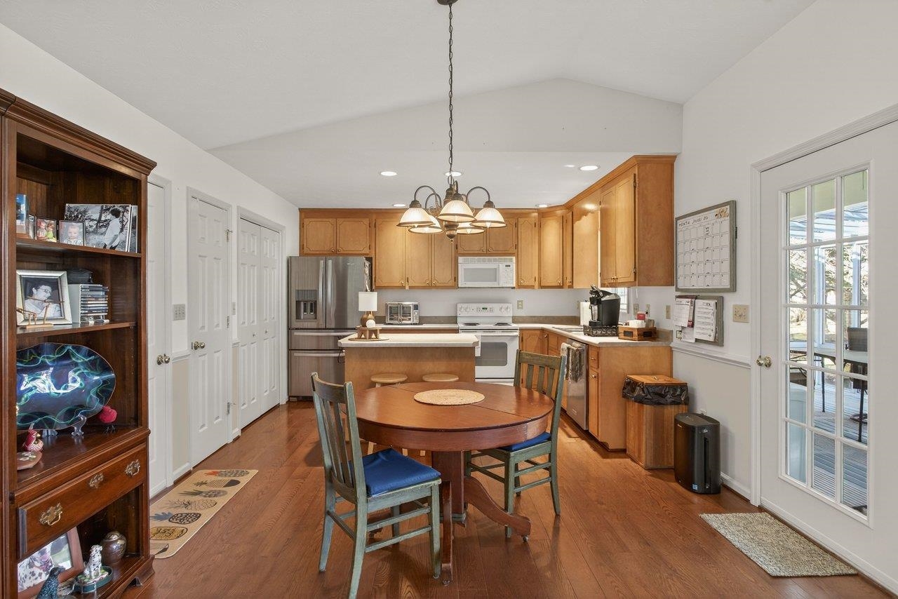 1716 EVERGREEN DR, HARRISONBURG, Virginia 22801, 3 Bedrooms Bedrooms, ,2 BathroomsBathrooms,Residential,1716 EVERGREEN DR,672704 MLS # 672704