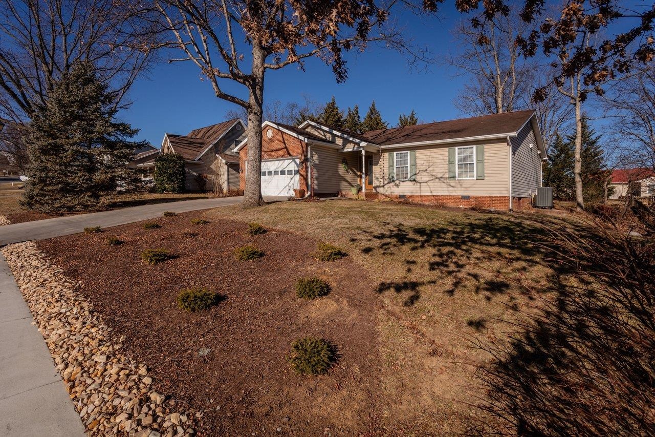 1716 EVERGREEN DR, HARRISONBURG, Virginia 22801, 3 Bedrooms Bedrooms, ,2 BathroomsBathrooms,Residential,1716 EVERGREEN DR,672704 MLS # 672704