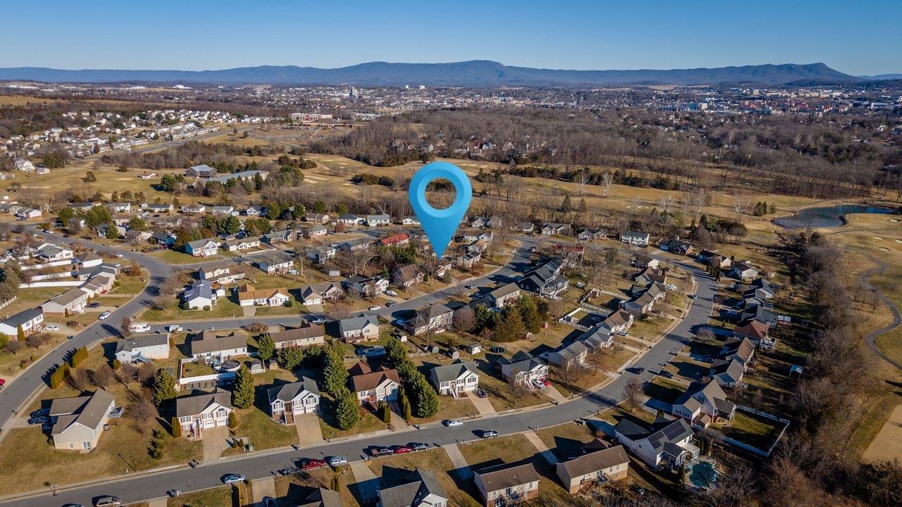 1716 EVERGREEN DR, HARRISONBURG, Virginia 22801, 3 Bedrooms Bedrooms, ,2 BathroomsBathrooms,Residential,1716 EVERGREEN DR,672704 MLS # 672704