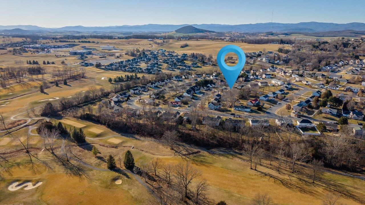 1716 EVERGREEN DR, HARRISONBURG, Virginia 22801, 3 Bedrooms Bedrooms, ,2 BathroomsBathrooms,Residential,1716 EVERGREEN DR,672704 MLS # 672704