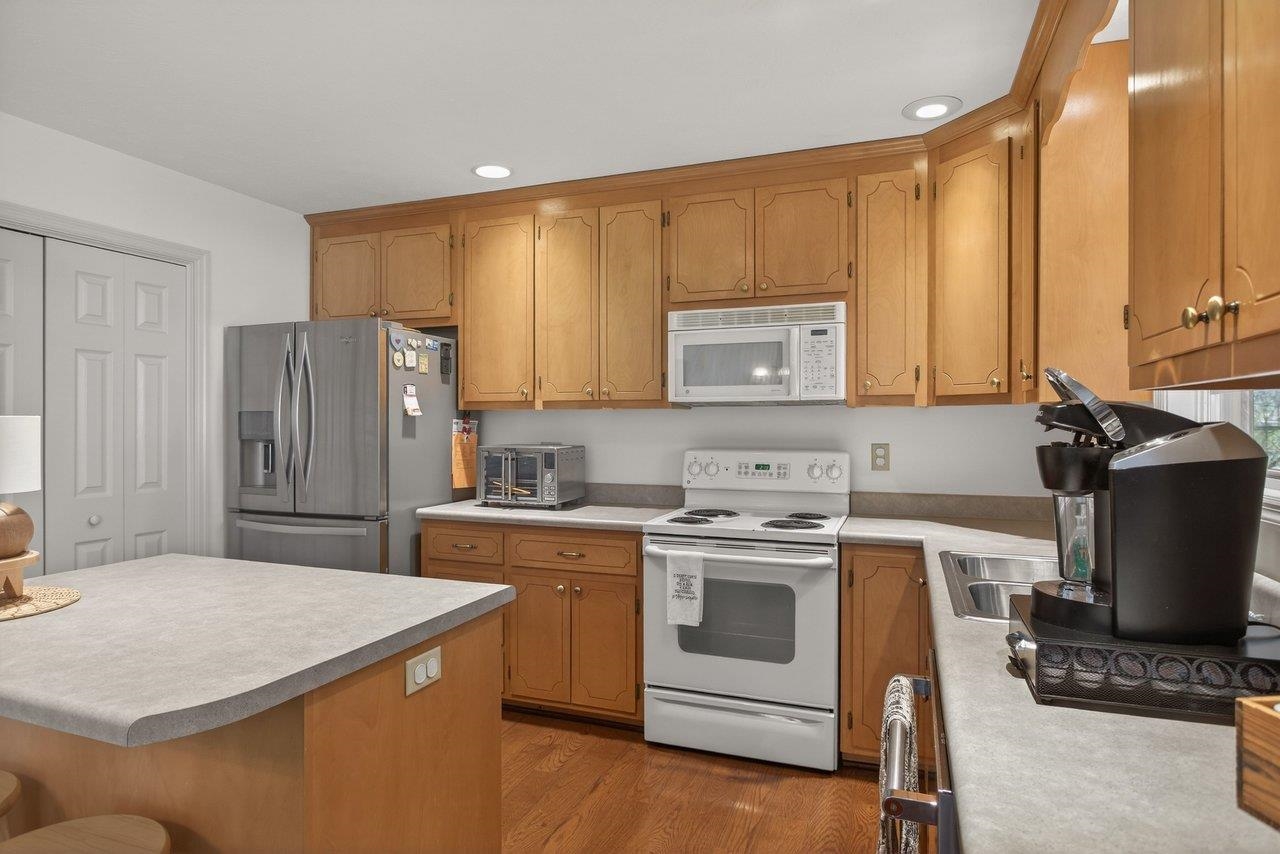 1716 EVERGREEN DR, HARRISONBURG, Virginia 22801, 3 Bedrooms Bedrooms, ,2 BathroomsBathrooms,Residential,1716 EVERGREEN DR,672704 MLS # 672704