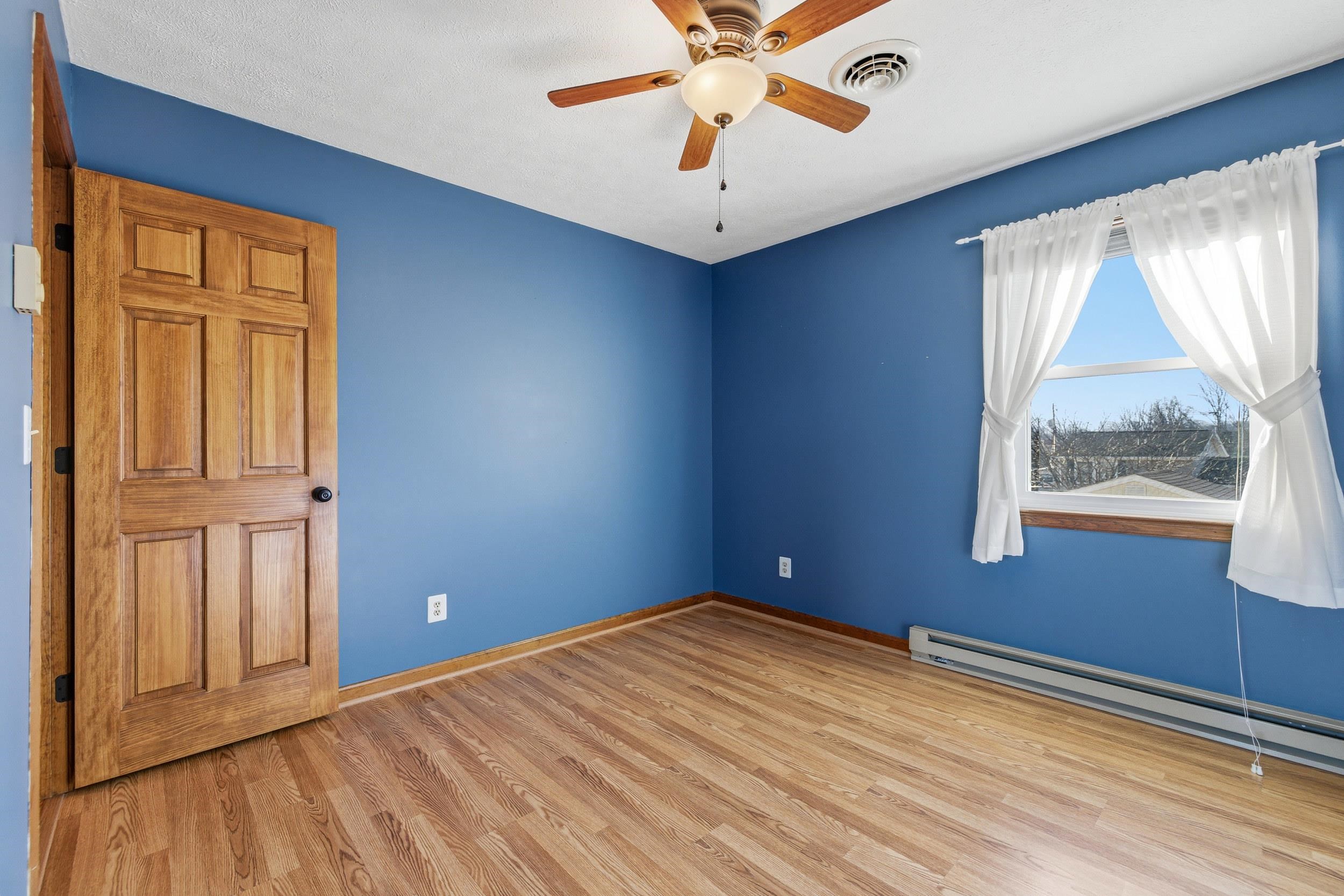 323 WESTLU DR, LURAY, Virginia 22835, 3 Bedrooms Bedrooms, ,2 BathroomsBathrooms,Residential,323 WESTLU DR,672706 MLS # 672706