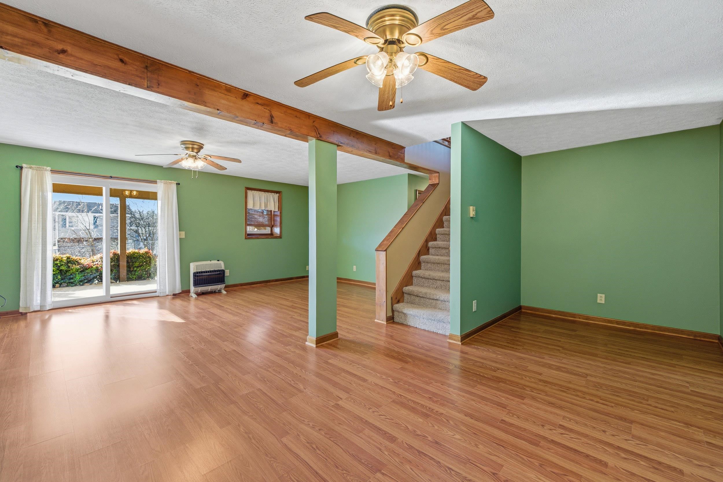 323 WESTLU DR, LURAY, Virginia 22835, 3 Bedrooms Bedrooms, ,2 BathroomsBathrooms,Residential,323 WESTLU DR,672706 MLS # 672706