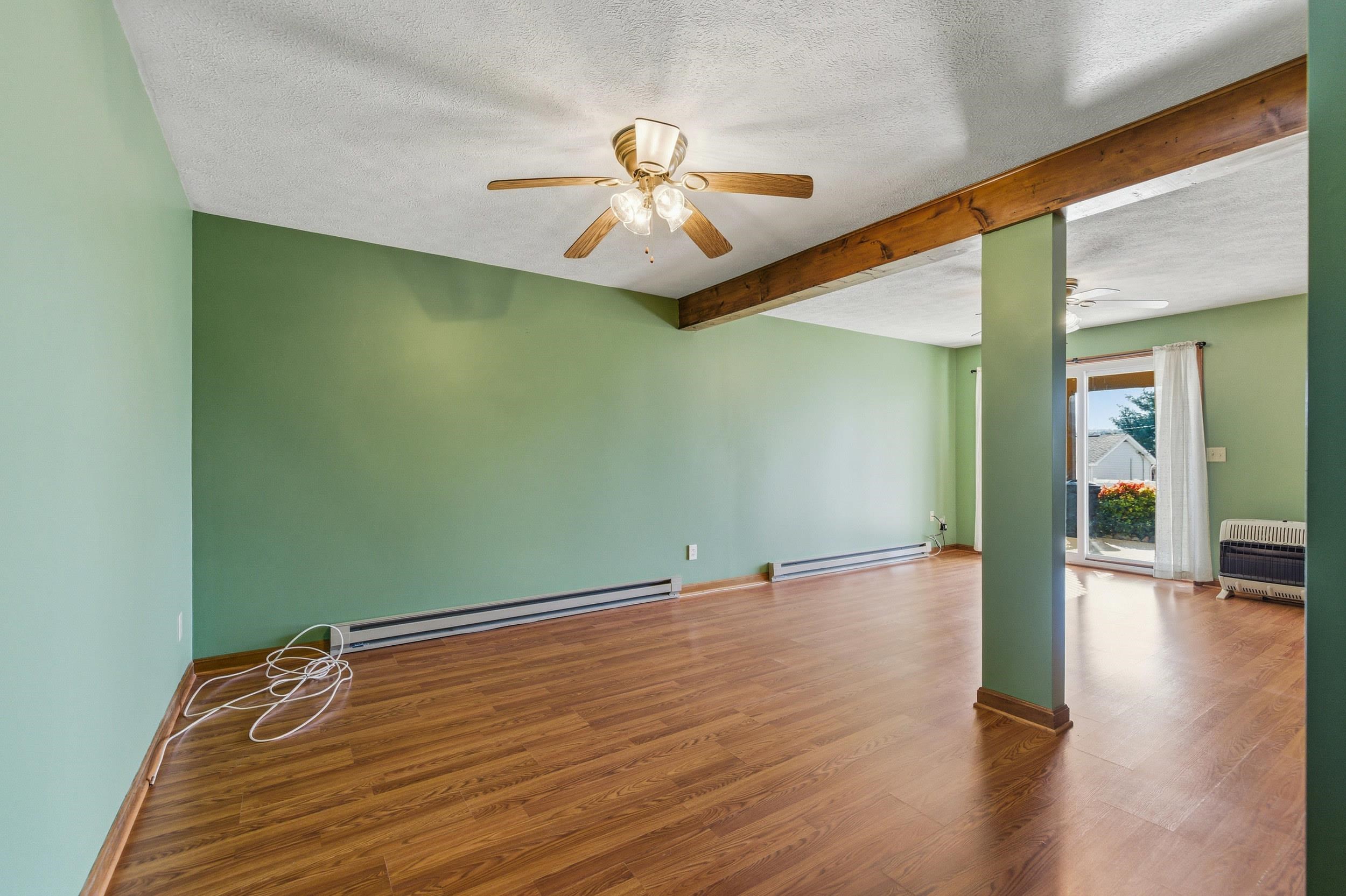 323 WESTLU DR, LURAY, Virginia 22835, 3 Bedrooms Bedrooms, ,2 BathroomsBathrooms,Residential,323 WESTLU DR,672706 MLS # 672706