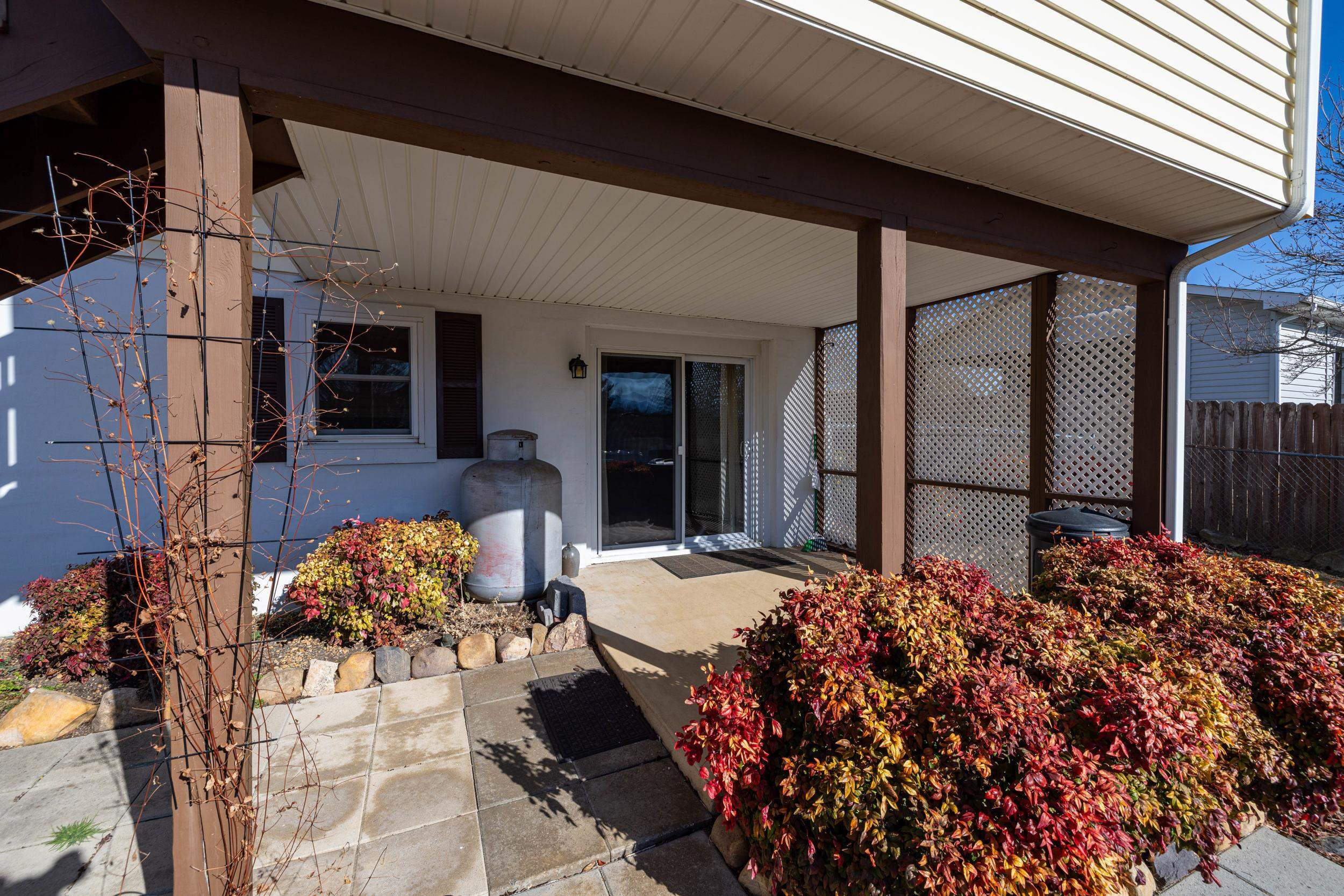 323 WESTLU DR, LURAY, Virginia 22835, 3 Bedrooms Bedrooms, ,2 BathroomsBathrooms,Residential,323 WESTLU DR,672706 MLS # 672706